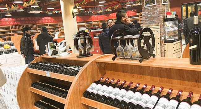 開(kāi)個(gè)紅酒專(zhuān)賣(mài)店怎么樣?